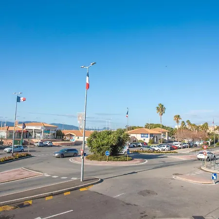 Nouveau - T3 - Clim - 4 Pers - 3min Apartment Saint-Raphael (Var)