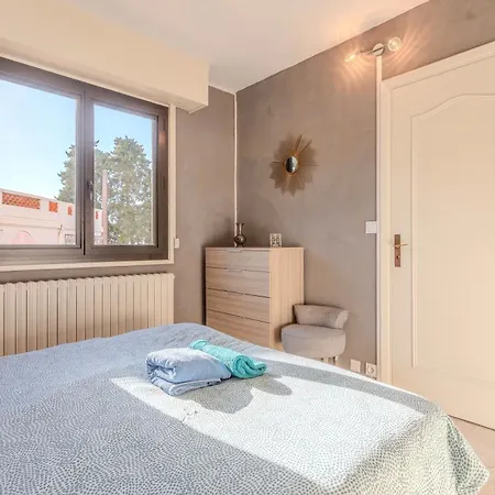 Nouveau - T3 - Clim - 4 Pers - 3min Apartment