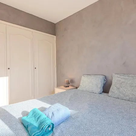 Nouveau - T3 - Clim - 4 Pers - 3min Saint-Raphaël